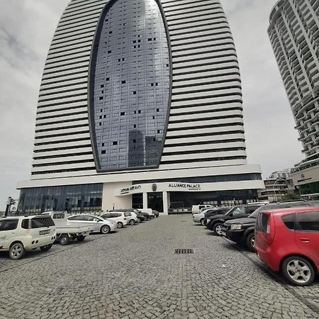 Luxury Apartments With Sea View Batumi Bagian luar foto